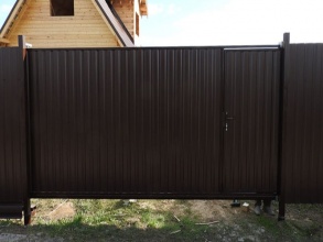 Ворота из профнастила откатные - пример 11 фото в Горбатове