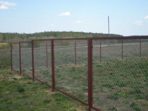 Забор из сетки рабицы в натяг секционный 12 метров фото в Горбатове